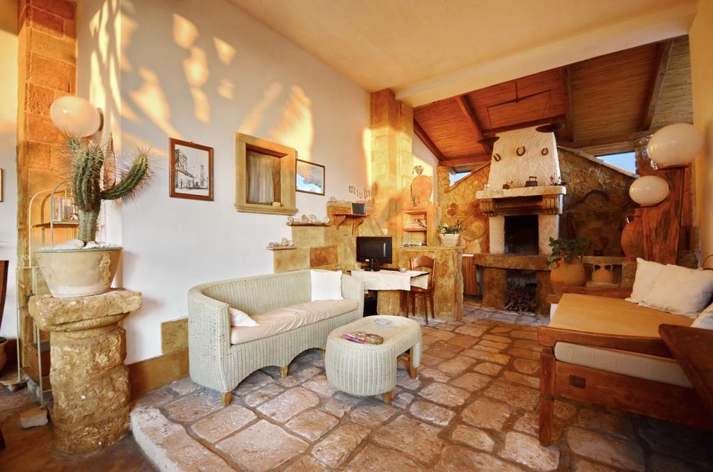 Felline In Bed&Breakfast Dimora Di Charme El Salento Exteriör bild