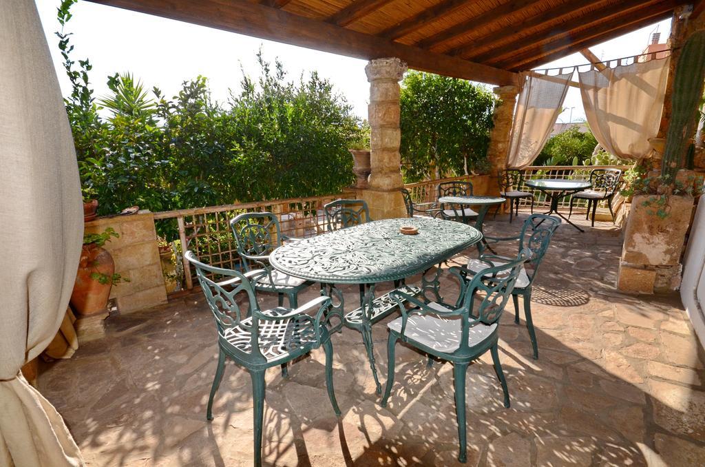 Felline In Bed&Breakfast Dimora Di Charme El Salento Exteriör bild