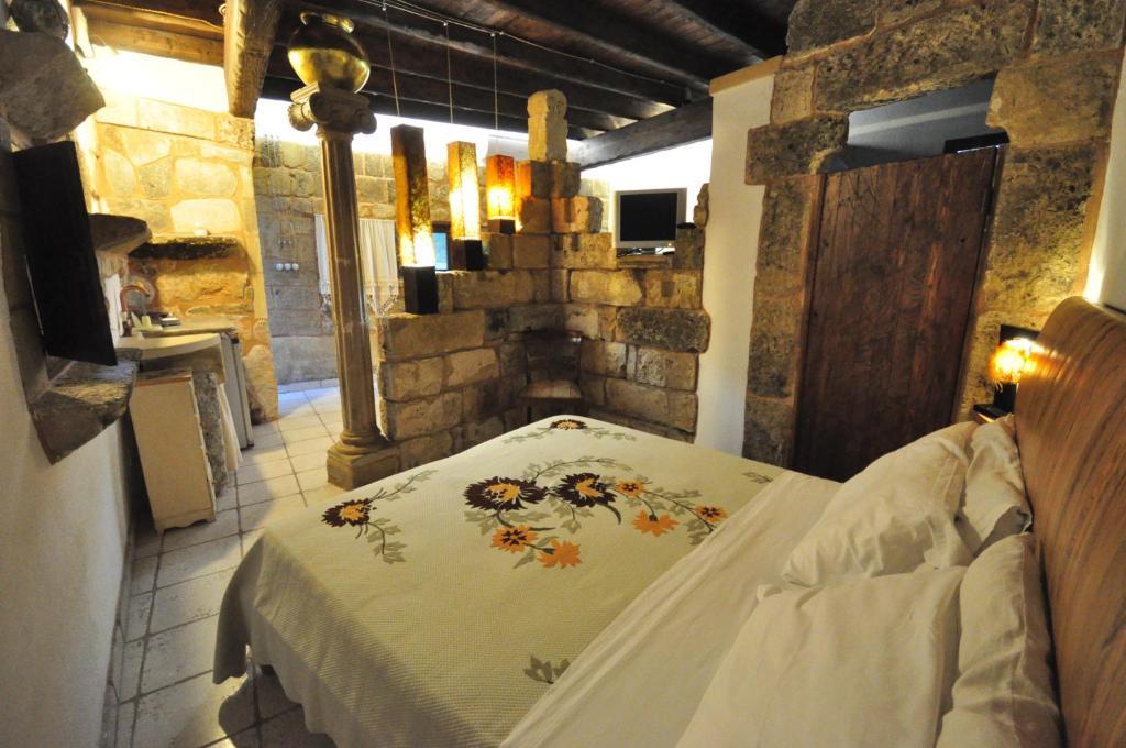 Felline In Bed&Breakfast Dimora Di Charme El Salento Rum bild